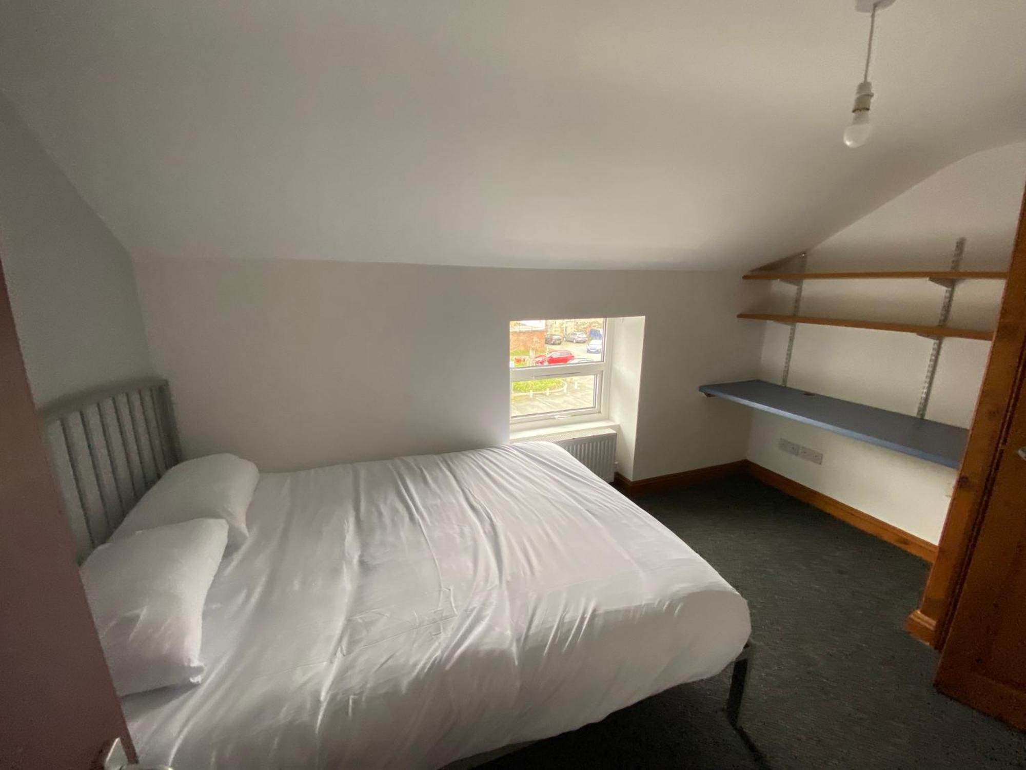 Room In A Shared House Bangor  Eksteriør bilde
